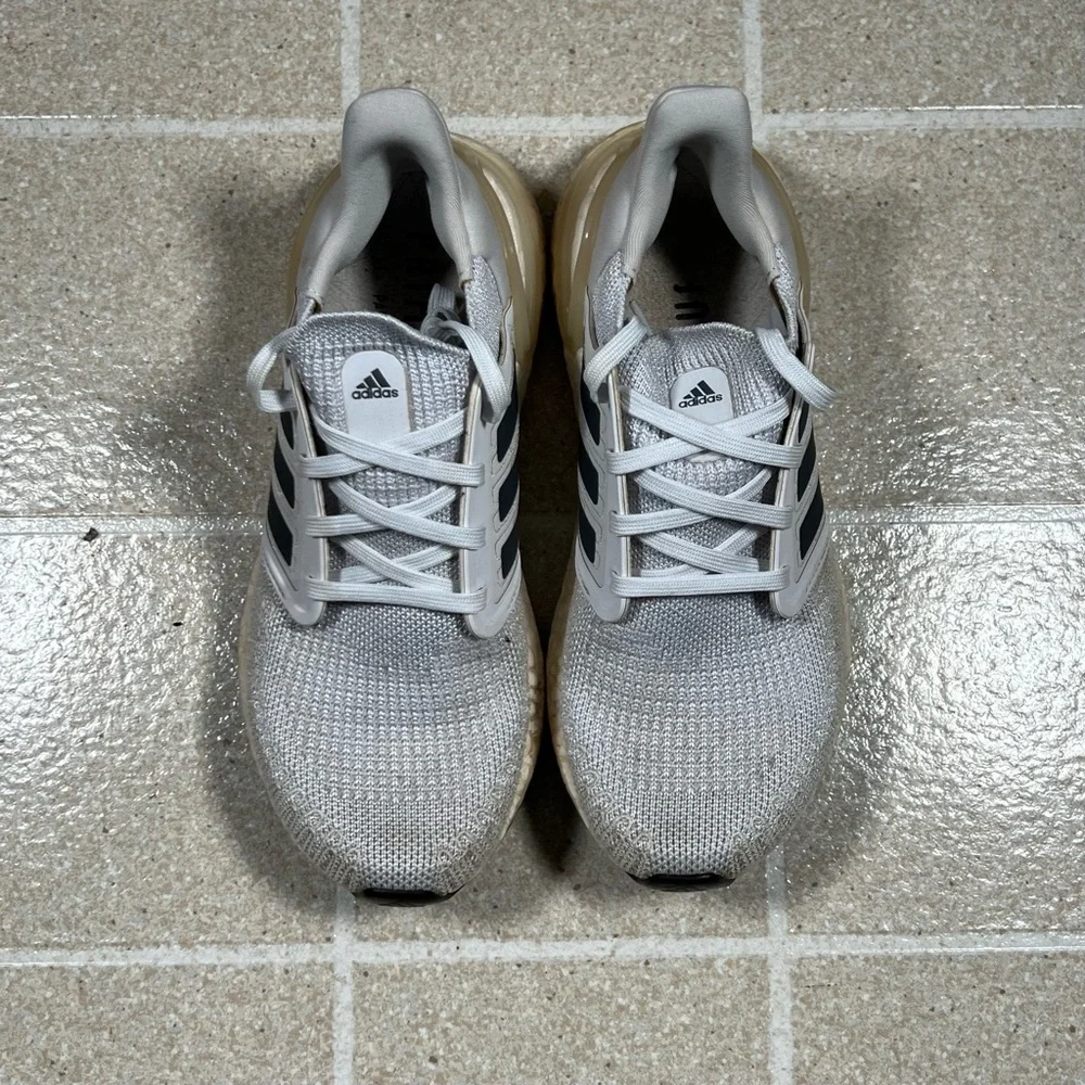 Adidas‎ Ultraboost 20 EE4394 Grey Running Shoes Sneakers Lace up Women's Size 7